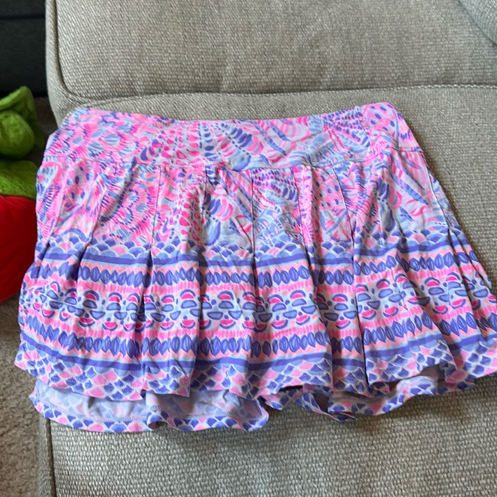 Lilly Pulitzer size large skort